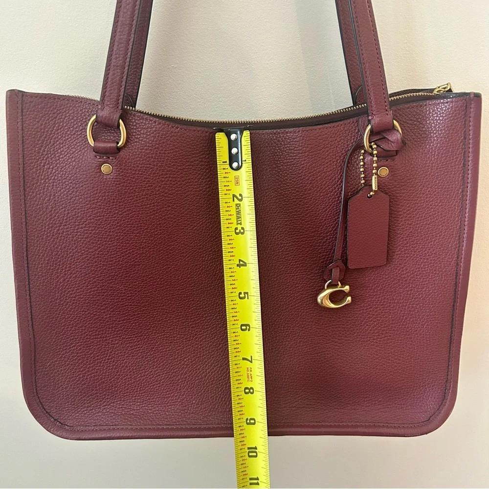 Coach Tyler Carryall Bordeaux color - Picture 14 of 16